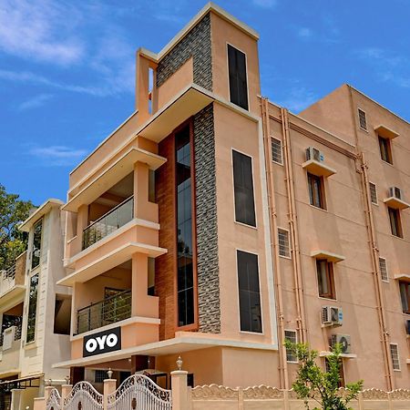 Suramangalam Hotel O Sharin Service Apartments מראה חיצוני תמונה