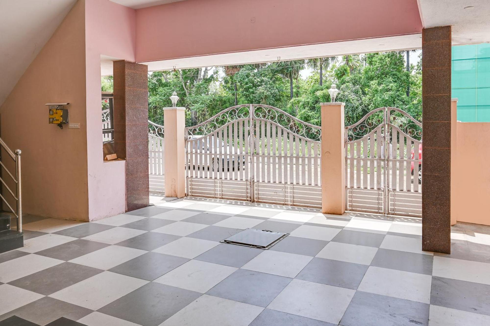 Suramangalam Hotel O Sharin Service Apartments מראה חיצוני תמונה
